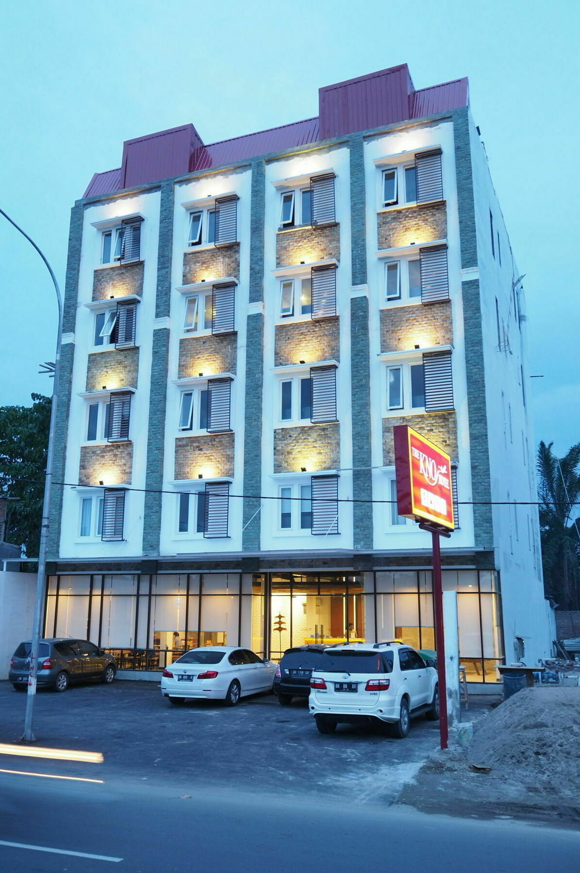 船员快捷酒店 Lubukpakam 外观 照片